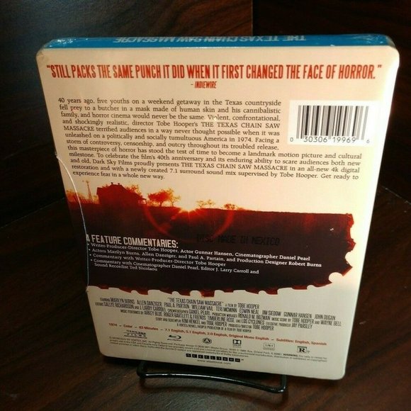 The Texas Chainsaw Massacre [ Limited Edition STEELBOOK ] (Blu-ray Disc) NEW - Picture 2 of 5